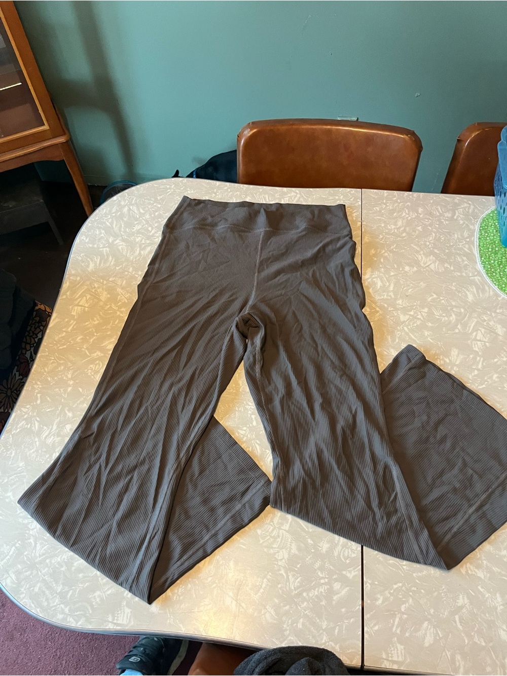 Old Navy Olive Super-Flare Active Pants